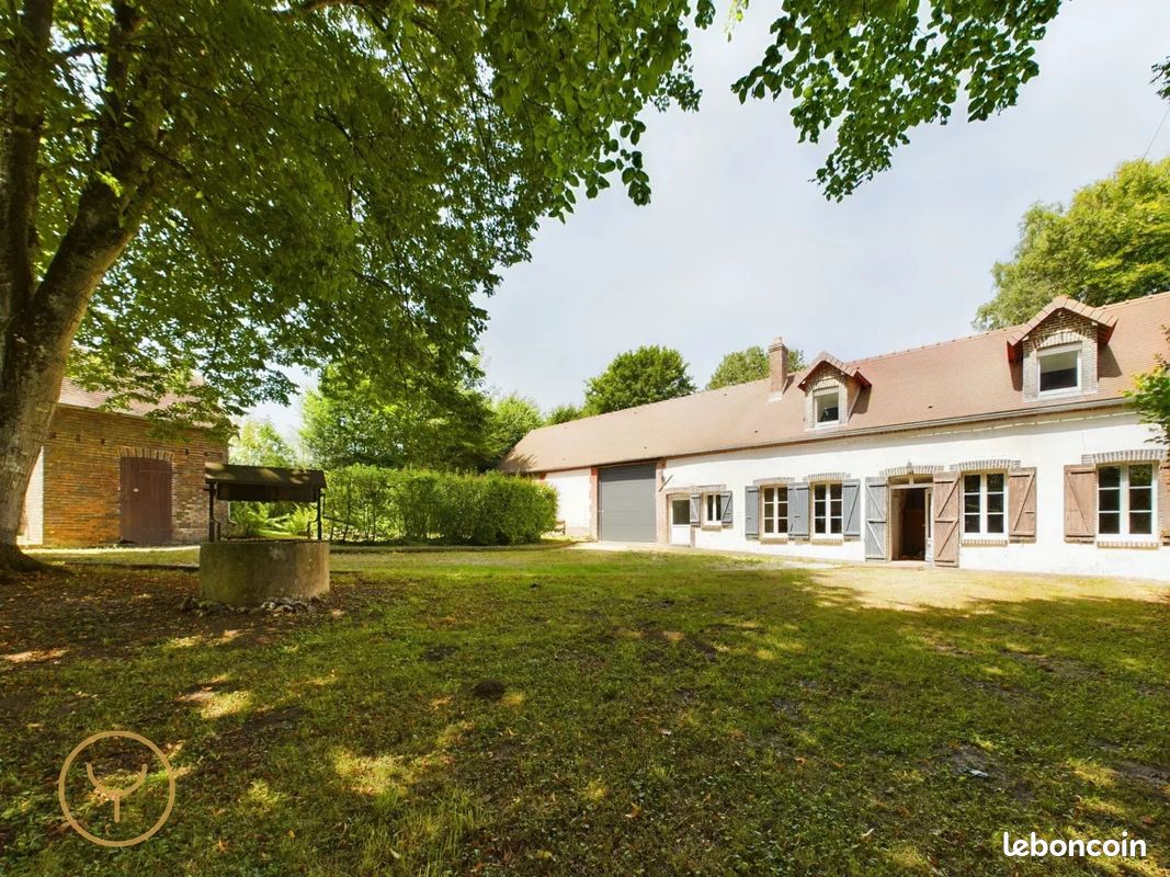 Casa de 3 dormitorios en Saint-Mards-en-Othe, France No. 251072