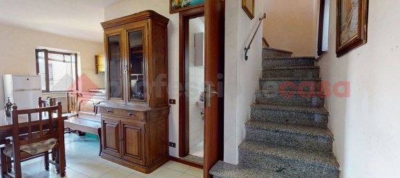 3 bedrooms Apartment in Coreglia Antelminelli, Italy No. 331351 2
