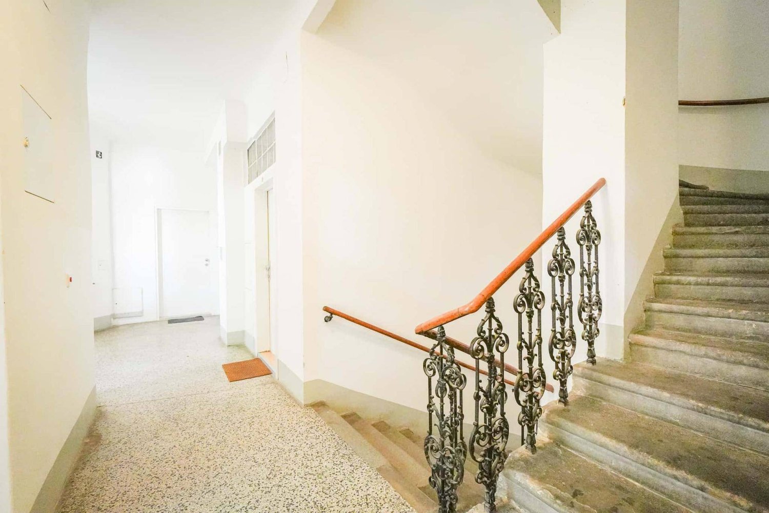 4 bedrooms Commercial property in Hernals, Austria No. 154888