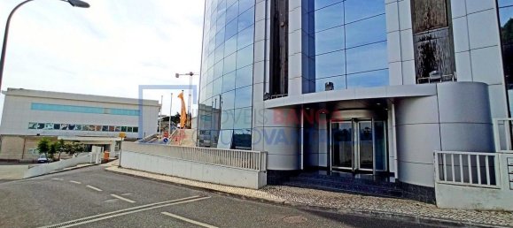 Bâtiment à Oeiras, Portugal 7351m² No. 72207 9