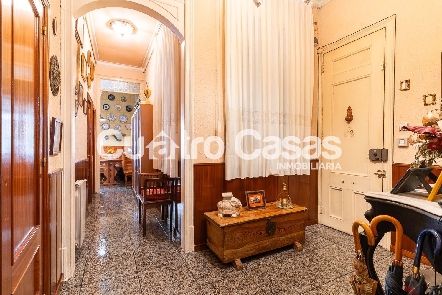 5 غرف نوم شقة في Eixample, Spain رقم 78489