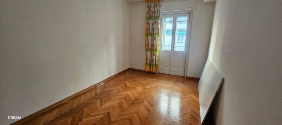 Квартира с 4 комнатами в Триест, Италия № 94230 13