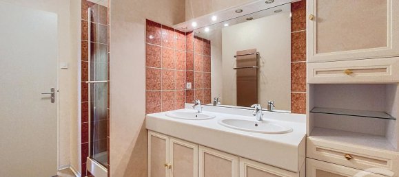 Квартира с 2 спальнями в Шартр, Франция № 43948 18