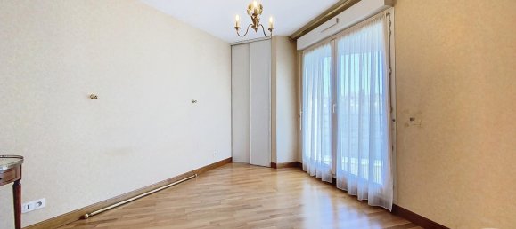 Квартира с 2 спальнями в Шартр, Франция № 43948 12