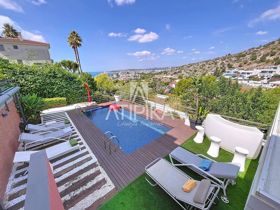 6 bedrooms Villa in Sitges, Spain No. 277579