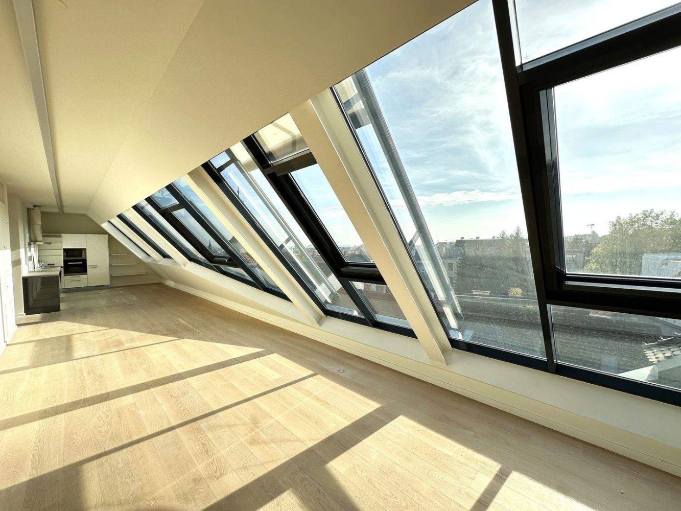 Дуплекс с 6 комнатами в Веринг, Австрия № 41904