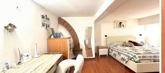 Apartamento de 2 habitaciónes en Ferrara, Italy No. 21450 5