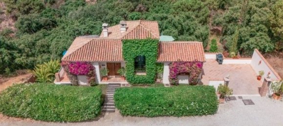 3 غرف نوم فيلا في Estepona, Spain رقم 52297 30