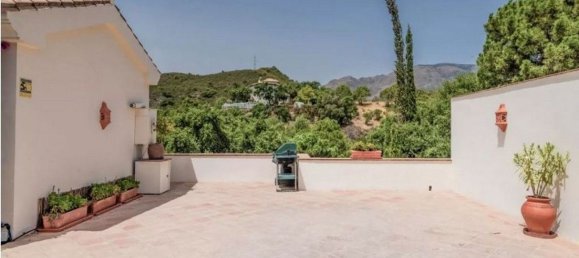 3 غرف نوم فيلا في Estepona, Spain رقم 52297 28