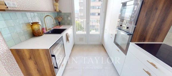 Apartamento de 2 dormitorios en Ajaccio, France No. 355948 6