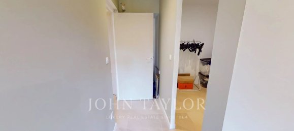 Apartamento de 2 dormitorios en Ajaccio, France No. 355948 10