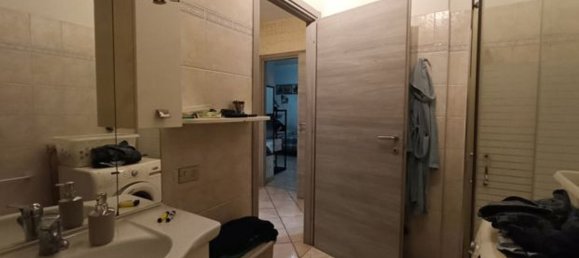 3 rooms Apartment in Casorezzo, Italy No. 331490 7