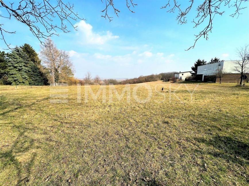 Terreno en Ladendorf, Austria No. 27299