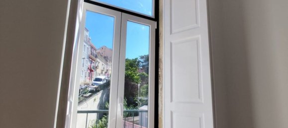 2 Schlafzimmer Wohnung in Lisbon, Portugal, Nr. 163688 2