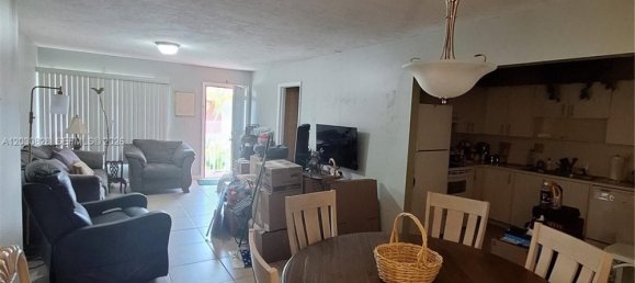 3 dormitorios propiedad comercial en venta en Miami, Miami-Dade, Florida, USA № 615041 10