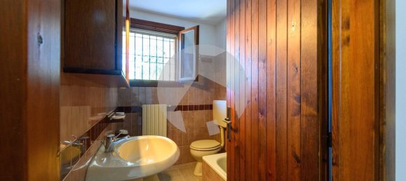 Вилла с 19 спальнями в Скандиано, Италия № 372044 43