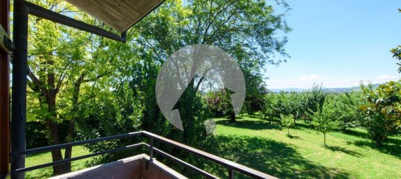 Вилла с 19 спальнями в Скандиано, Италия № 372044 27