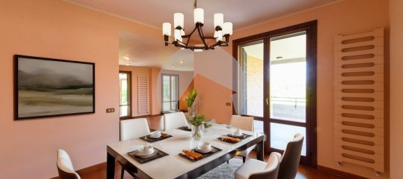 Вилла с 19 спальнями в Скандиано, Италия № 372044 13