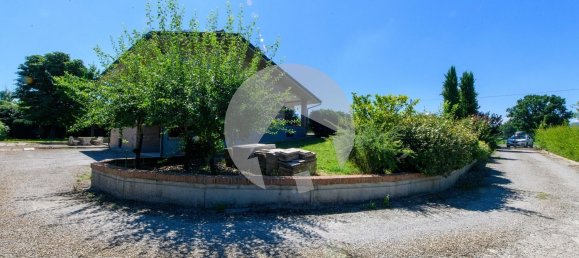 Вилла с 19 спальнями в Скандиано, Италия № 372044 49