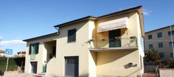 3 rooms House in Ponte Buggianese, Italy No. 251234 7