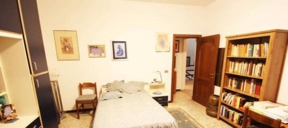 3 rooms House in Ponte Buggianese, Italy No. 251234 5