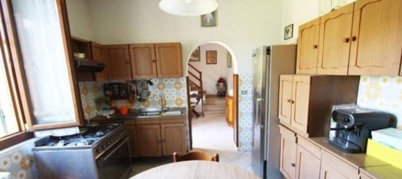 3 rooms House in Ponte Buggianese, Italy No. 251234 19