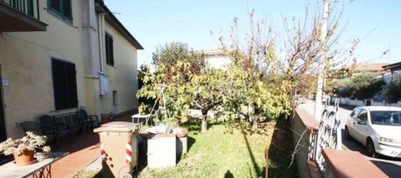 3 rooms House in Ponte Buggianese, Italy No. 251234 20
