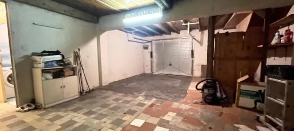 Casa de 3 dormitorios en Venissieux, France No. 351122 8