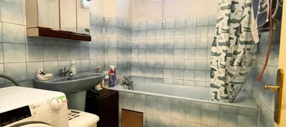 Casa de 3 dormitorios en Venissieux, France No. 351122 7