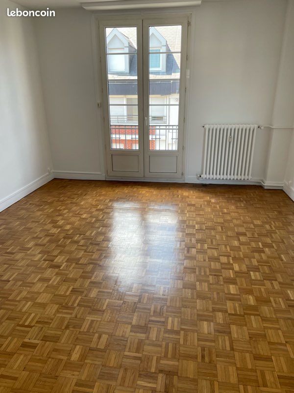 2 bedrooms Apartment in Rouen, France No. 302657