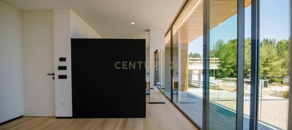 4 bedrooms Villa in Cascais, Portugal No. 170566 34