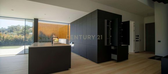 4 bedrooms Villa in Cascais, Portugal No. 170566 14