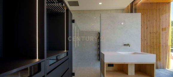 4 bedrooms Villa in Cascais, Portugal No. 170566 26