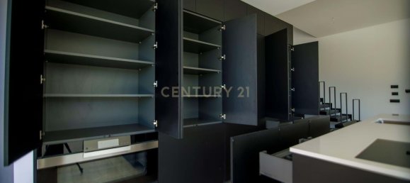 4 bedrooms Villa in Cascais, Portugal No. 170566 17