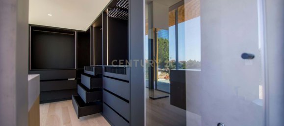 4 bedrooms Villa in Cascais, Portugal No. 170566 29
