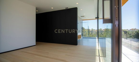 4 bedrooms Villa in Cascais, Portugal No. 170566 31