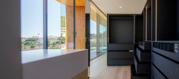 4 bedrooms Villa in Cascais, Portugal No. 170566 18