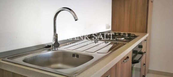 1 bedroom Penthouse in Birkirkara, Malta No. 9385 8