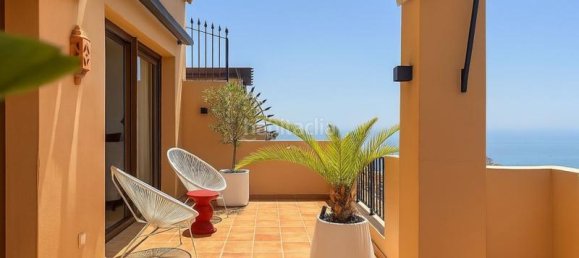 2 bedrooms Penthouse in Benalmadena, Spain No. 167811 3