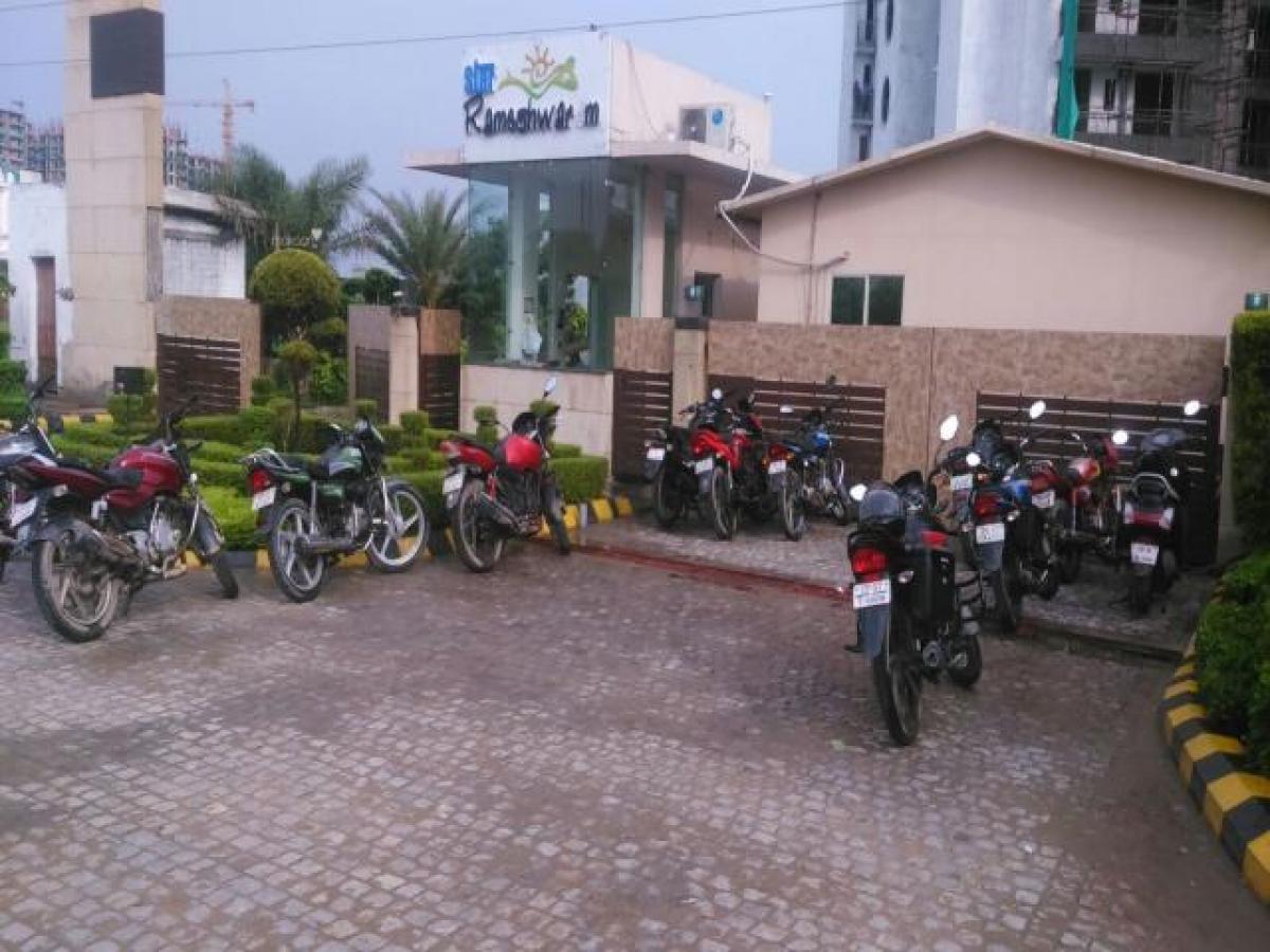 2 bedrooms House in Ghaziabad, India No. 59891