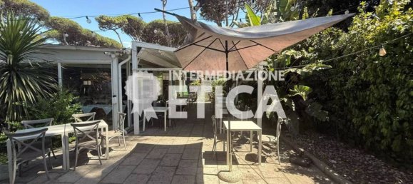 Коммерческая недвижимость 1100м² в Фьюмичино, Италия № 266644 7