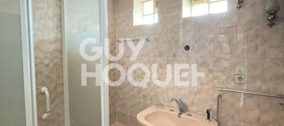 Квартира с 2 спальнями в Бурж, Франция № 272936 11