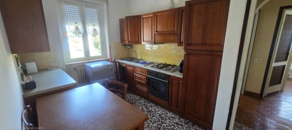 6 غرف نوم فيلا في Laveno-Mombello, Italy رقم 270874 16