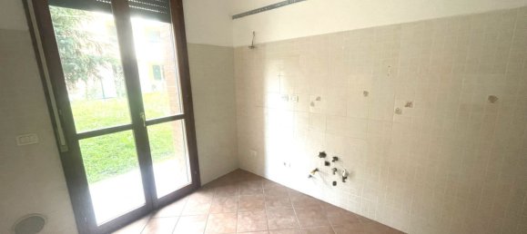 2 rooms Apartment in Opera, Italy No. 25640 8