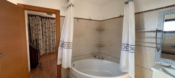 4 bedrooms House in Altea, Spain No. 172376 10