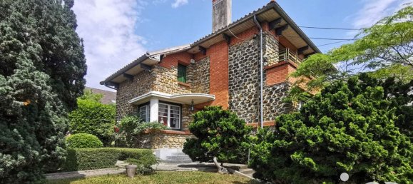 4 bedrooms House in Montreuil, France No. 327092 3