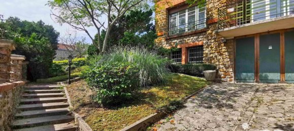 4 bedrooms House in Montreuil, France No. 327092 2