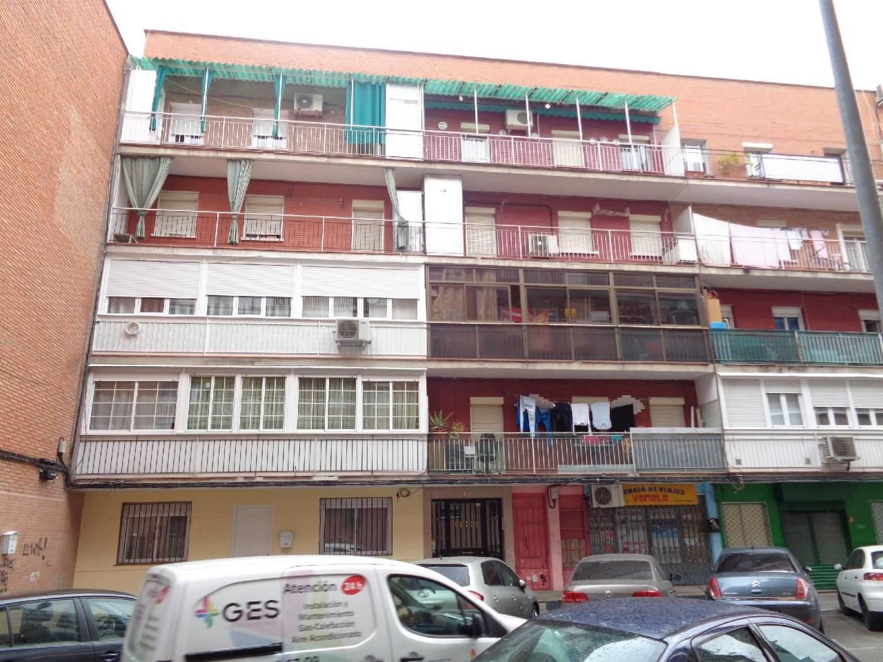 3 bedrooms Apartment in Coslada, Spain No. 140434
