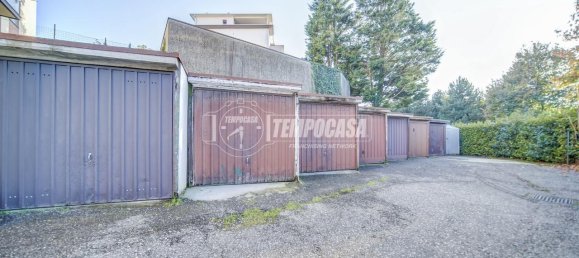 3 rooms Apartment in Solbiate Arno, Italy No. 126639 28