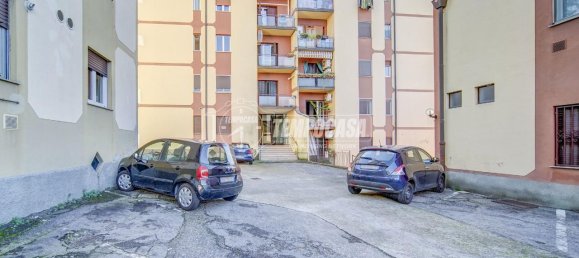 3 rooms Apartment in Solbiate Arno, Italy No. 126639 26